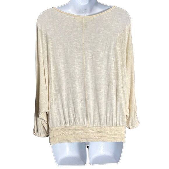 Max Studio Cream Top Size M - Picture 4 of 6